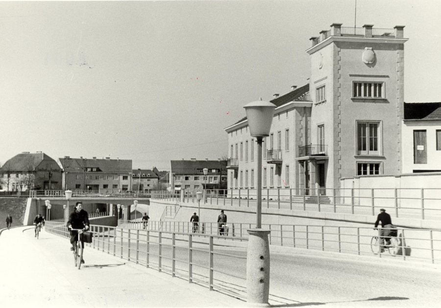 Die Vogelweiderunterführung im Jahr 1952