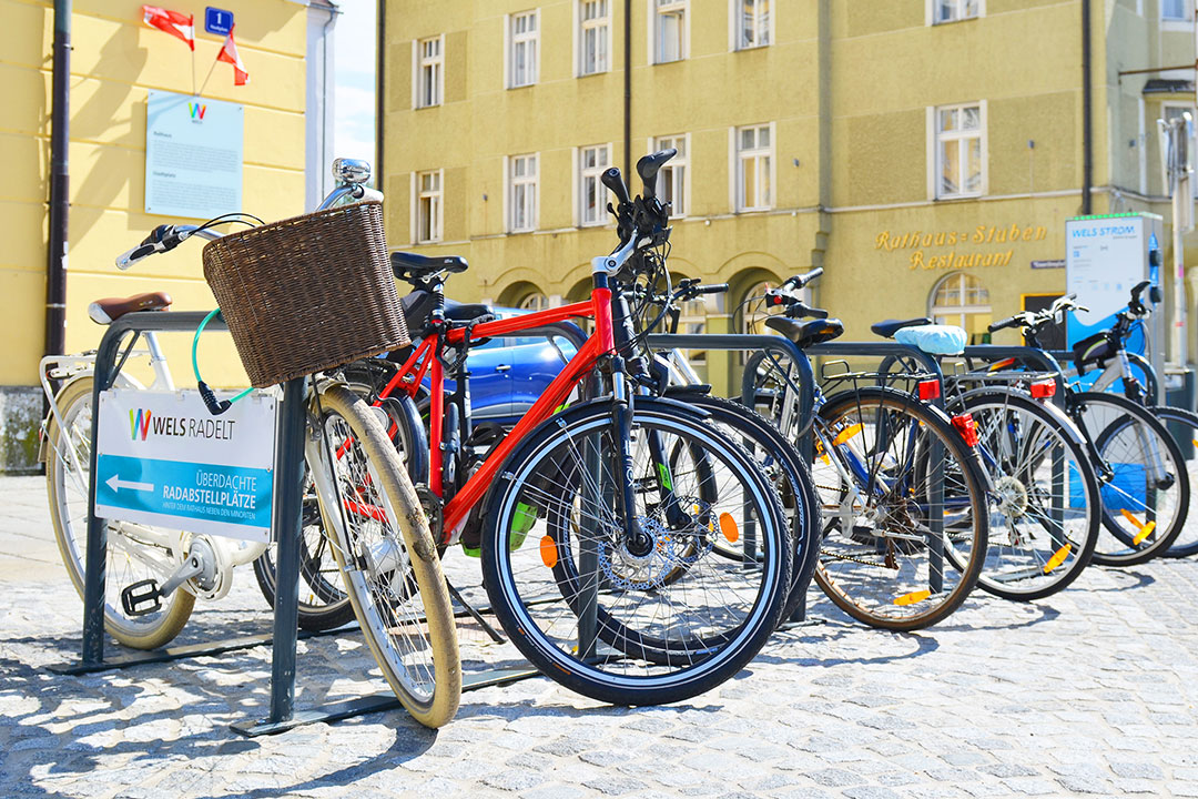Bild: Radanlehnbügel Stadtplatz